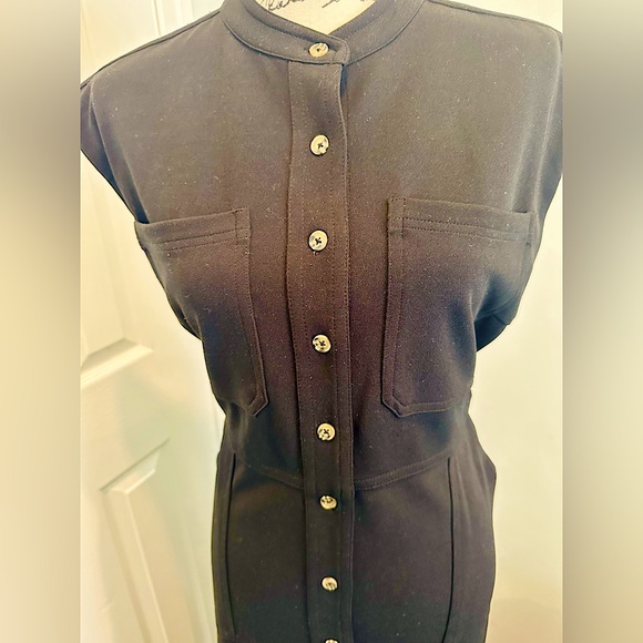 Gibson & Latimer
Knit Crepe Banded Collar Button Front Belted Midi Dress - Picture 6 of 10